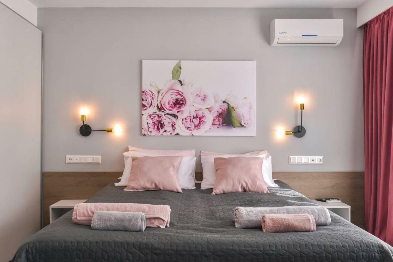 Rose One Bedroom Designer Apartment In City Centre By Flat Mаnager Sofya Dış mekan fotoğraf